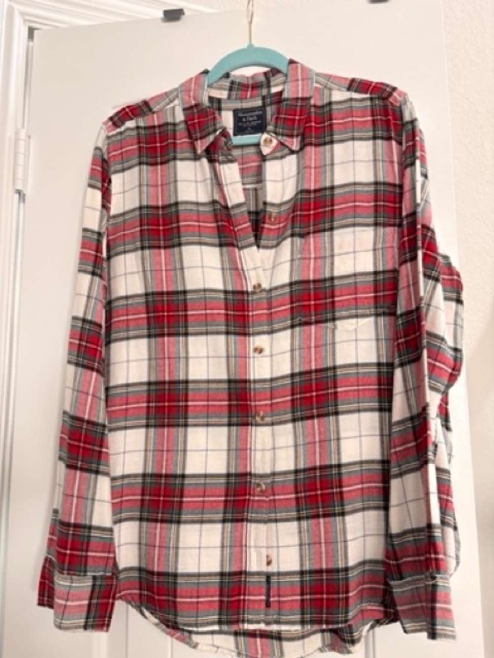Abercrombie & Fitch Women’s XL Cream Red Plaid Long Sleeve Shirt